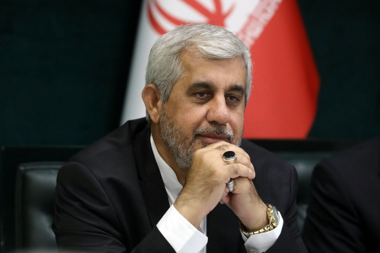 دکتر بهنام سعیدی: محدودیت پروازهای ایران با پاسخ غیرنظامی مواجه میشود